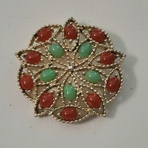Vintage Sarah Coventry Acapulco Brooch Goldtone Star Red Green Faux Coral Jade